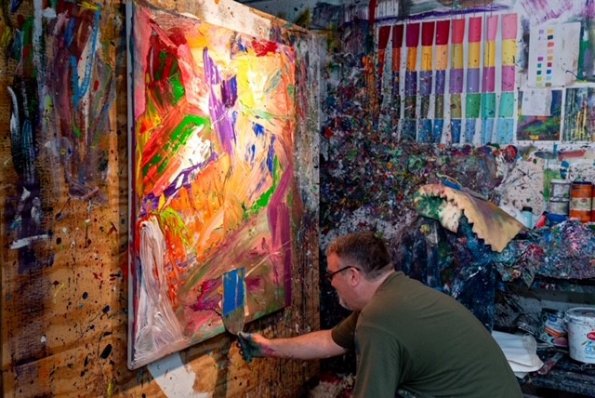 STUDIO BLUE PAINT.jpg